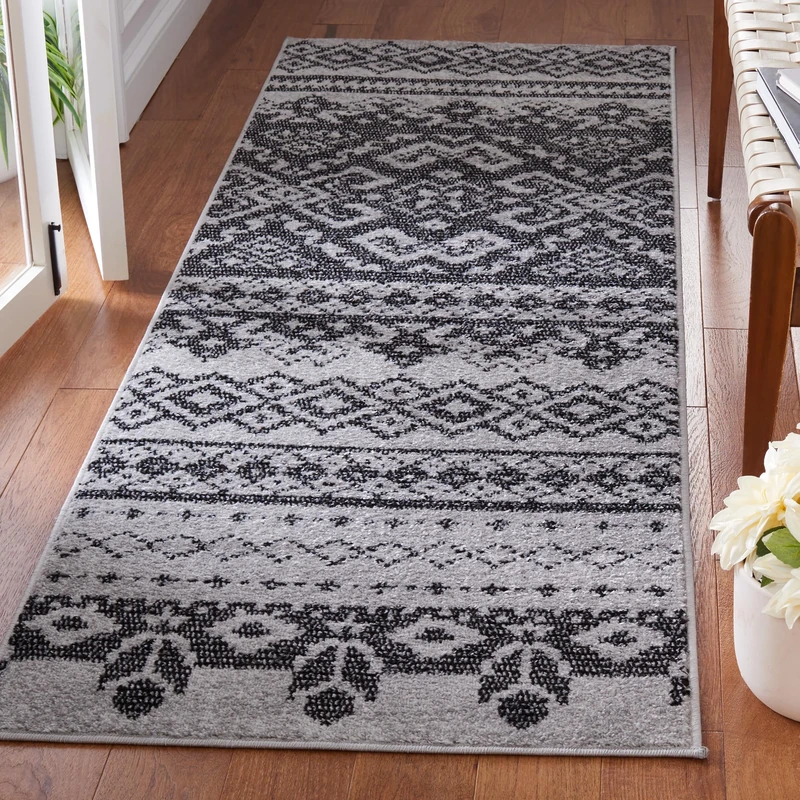 Safavieh Boho Indoor Woven Runner Area Rug, Adirondack Collection, ADR107, in Silver / Black, 76 X 244 cm for Living Room, Bedroom or Any Indoor Space
