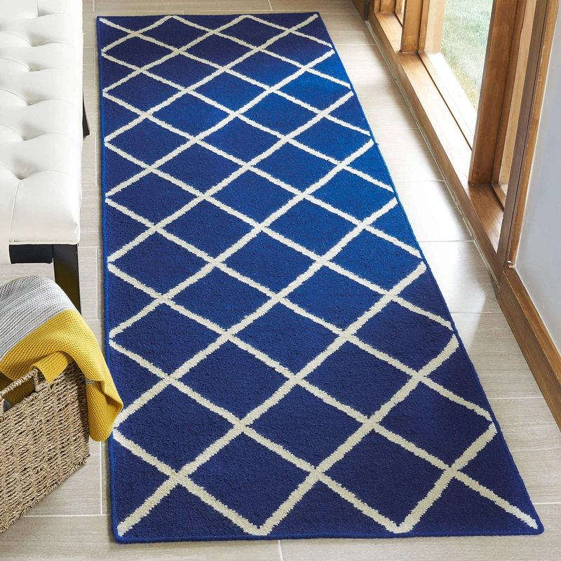 Safavieh Contemporary Indoor Flatweave Runner Area Rug, Dhurrie Collection, DHU565, in Dark Blue, 76 X 244 cm for Living Room, Bedroom or Any Indoor Space