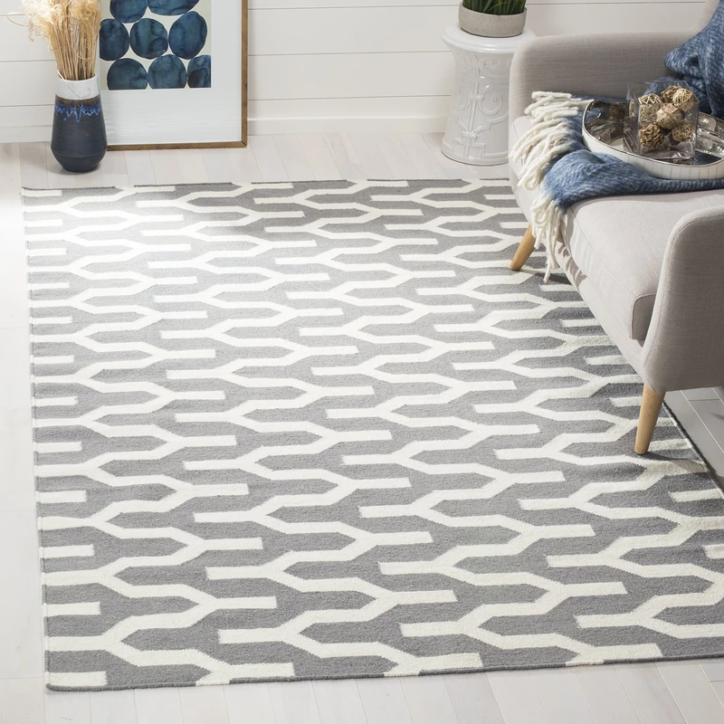 Safavieh Contemporary Indoor Flatweave Rectangle Area Rug, Dhurrie Collection, DHU630, in Silver / Ivory, 152 X 244 cm for Living Room, Bedroom or Any Indoor Space