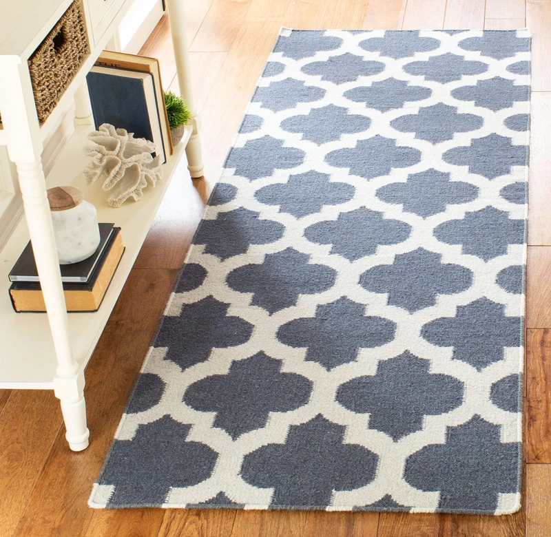Safavieh Contemporary Indoor Flatweave Runner Area Rug, Dhurrie Collection, DHU623, in Blue / Ivory, 76 X 213 cm for Living Room, Bedroom or Any Indoor Space