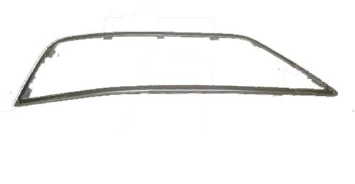 Ford 1386652 Front Fog Light Surround/Bezel