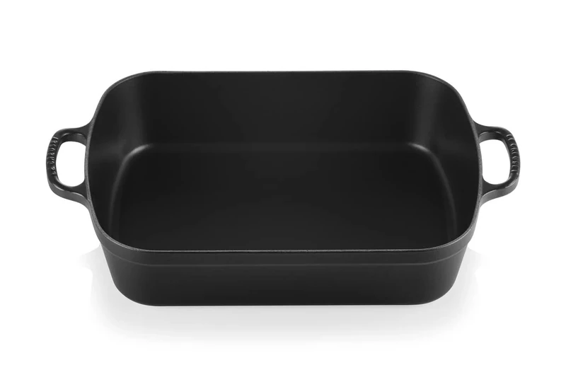 Le Creuset Signature Enamelled Cast Iron Rectangular Roasting Dish, 37 cm, 6.6 litres, Matte Black, 20184370000422