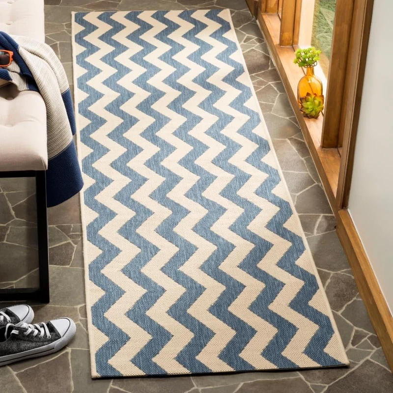 Safavieh Chevron Indoor/Outdoor Woven Runner Area Rug, Courtyard Collection, CY6245, in Blue / Beige, 69 X 244 cm for Garden, Patio or Any Outdoor Space