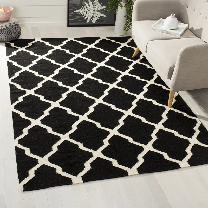 Safavieh Contemporary Indoor Flatweave Rectangle Area Rug, Dhurrie Collection, DHU634, in Black / Ivory, 183 X 274 cm for Living Room, Bedroom or Any Indoor Space