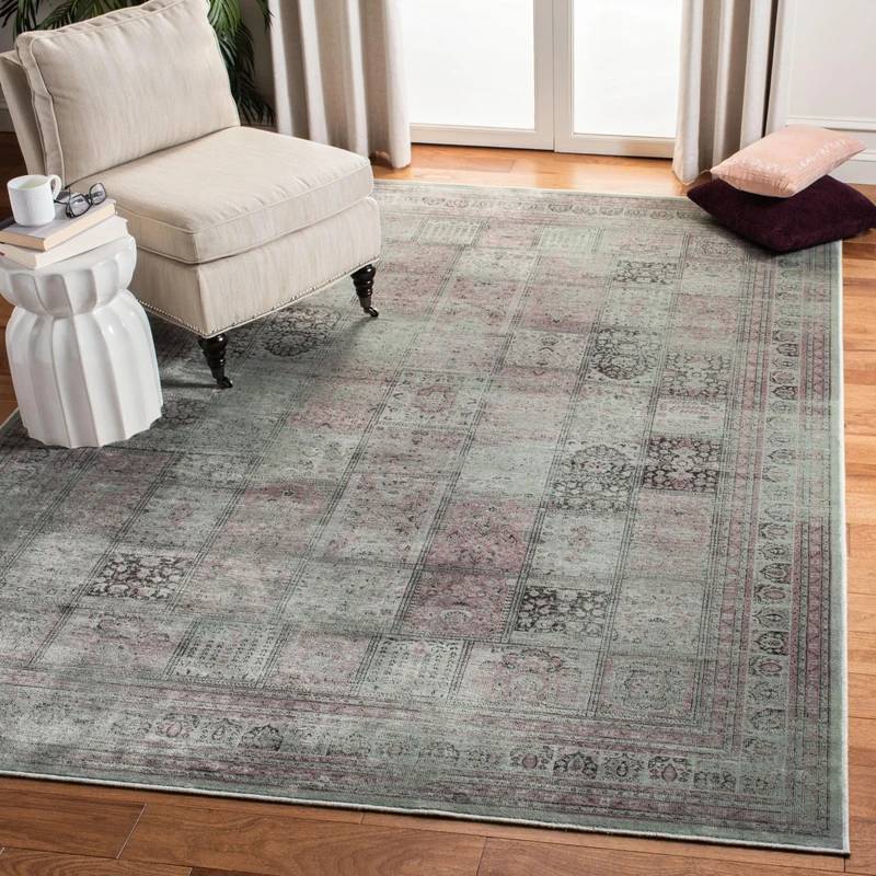 Safavieh Traditional Indoor Woven Rectangle Area Rug, Vintage Collection, VTG127, in Amethyst / Dark Grey, 201 X 279 cm for Living Room, Bedroom or Any Indoor Space
