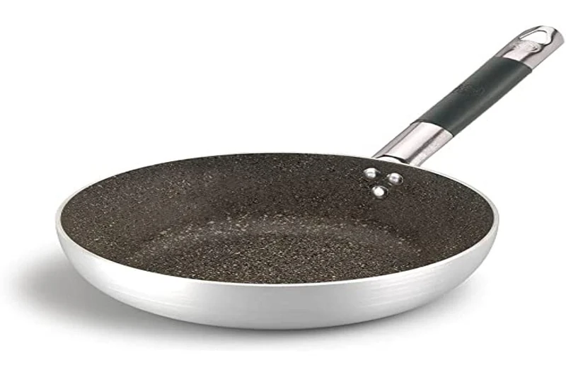 Pentole Agnelli Infinity Non - Stick Saute Pan 3 Mm. Thick With Cool Handle, Diameter 36 Cm.