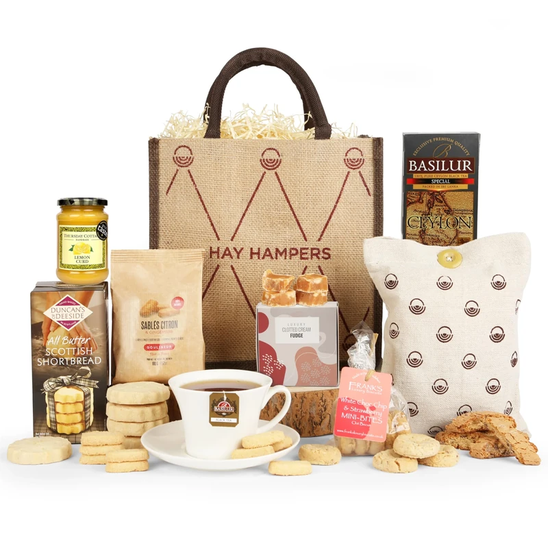 Afternoon Tea Hamper For 2 – Includes Italian Biscuits, Cookies, Shortbread, Fudge & Tea – Gift Hamper for Anniversary, New Home, Birthday, Celebrations, Thank You Gift – by Hay Hampers