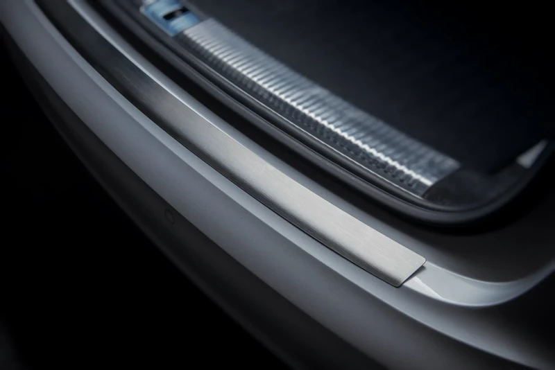 Avisa Stainless Steel Rear bumper protector compatible with Audi Q7 2006-2015