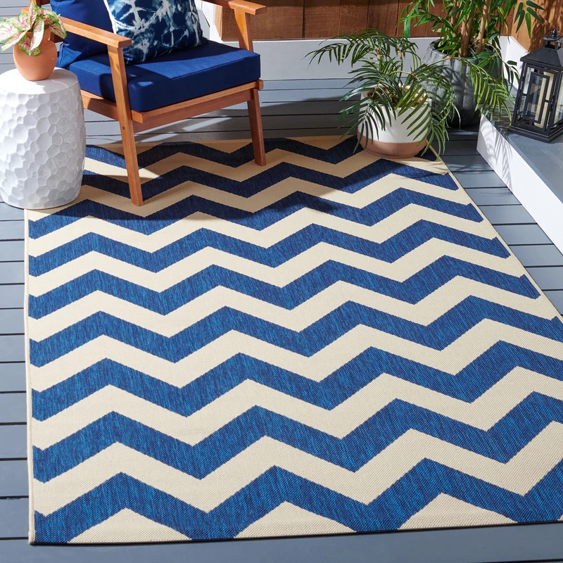 Safavieh Chevron Indoor/Outdoor Woven Square Area Rug, Courtyard Collection, CY6244, in Navy / Beige, 160 X 160 cm for Garden, Patio or Any Outdoor Space
