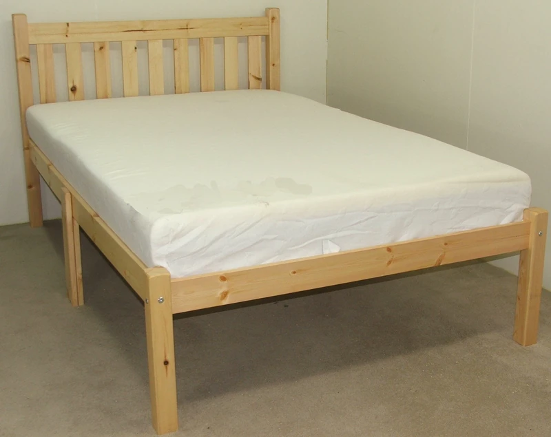 STRICTLY BEDS&BUNKS Amelia Pine Bed Frame including Sprung Mattress (20cm), 4ft 6 Double