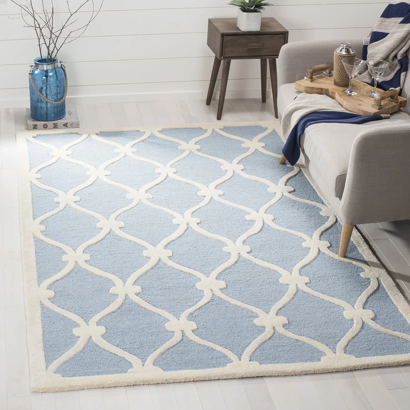 Safavieh Modern Indoor Hand Tufted Rectangle Area Rug, Cambridge Collection, CAM710, in Blue / Ivory, 91 X 152 cm for Living Room, Bedroom or Any Indoor Space