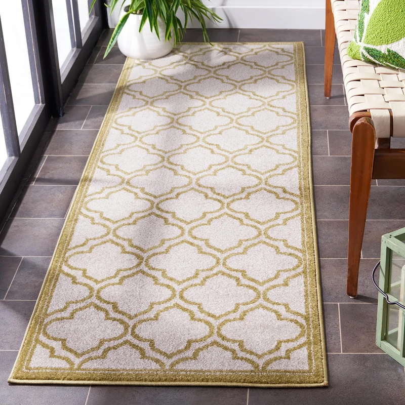 Safavieh Trellis Indoor/Outdoor Woven Runner Area Rug, Amherst Collection, AMT412, in Ivory / Light Green, 69 X 213 cm for Garden, Patio or Any Outdoor Space