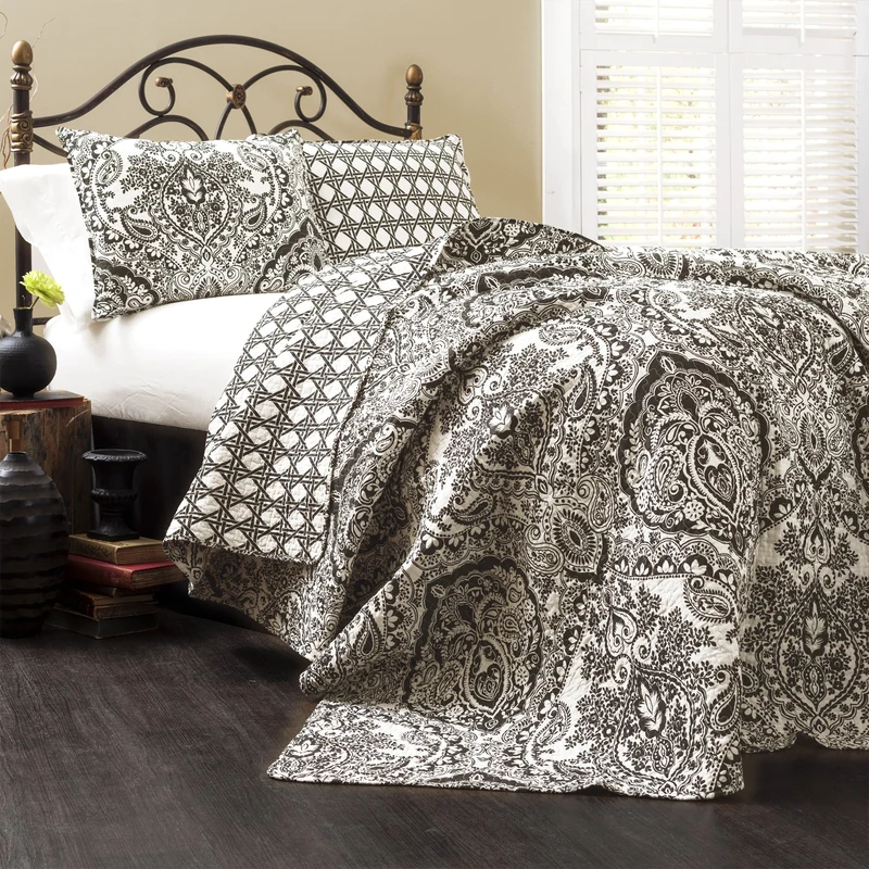 Lush Decor Quilt Paisley Damask Print Pattern Reversible 3 Piece Lightweight Bedding Blanket Bedspread Set, Black & White, Full/Queen