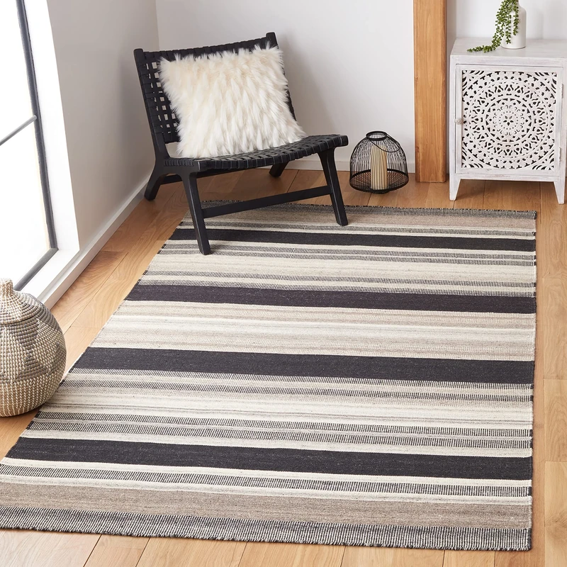 Safavieh Contemporary Indoor Flatweave Rectangle Area Rug, Dhurrie Collection, DHU628, in Natural / Black, 152 X 244 cm for Living Room, Bedroom or Any Indoor Space