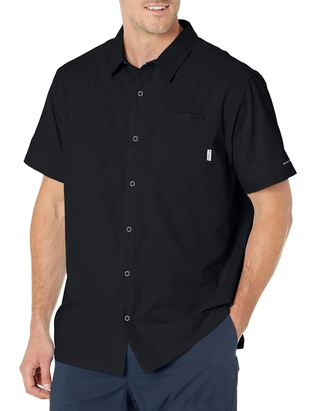 Columbia Men's Slack Tide Camp Shirt, Short Sleeve Shirt, Black, Small
