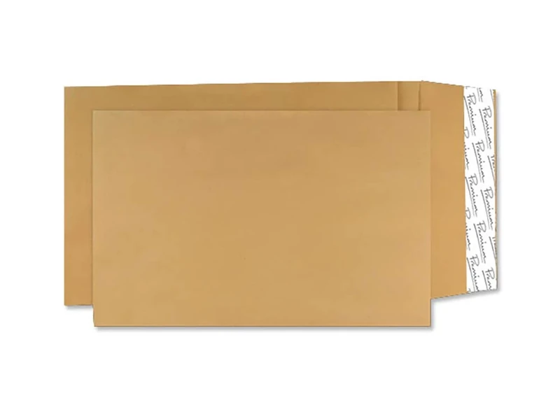 Blake Avant Garde C4 324 x 229 x 25 mm 140 gsm Heavyweight Extra Strong Peel & Seal Gusset Pocket Envelopes (AG0052) Cream Manilla - Pack of 100