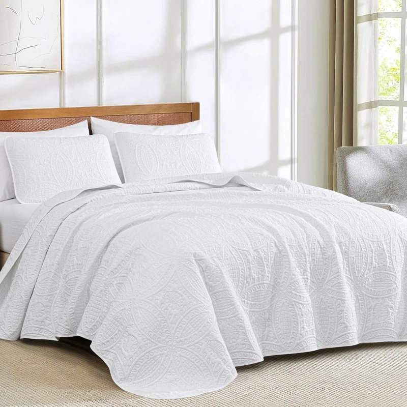 Chezmoi Collection 3 Piece 118 by 106" Austin Oversized Bedspread Coverlet Set, King, White, Polyester