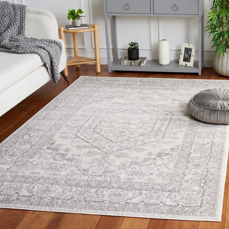 Safavieh Medallion Indoor Woven Rectangle Area Rug, Adirondack Collection, ADR108, in Ivory/Silver, 155 X 229 cm for Living Room, Bedroom or Any Indoor Space