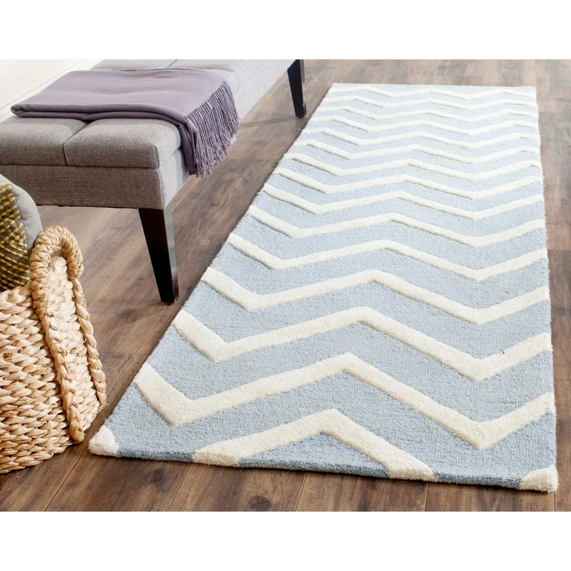 Safavieh Contemporary Indoor Hand Tufted Runner Area Rug, Cambridge Collection, CAM714, in Blue / Ivory, 76 X 244 cm for Living Room, Bedroom or Any Indoor Space