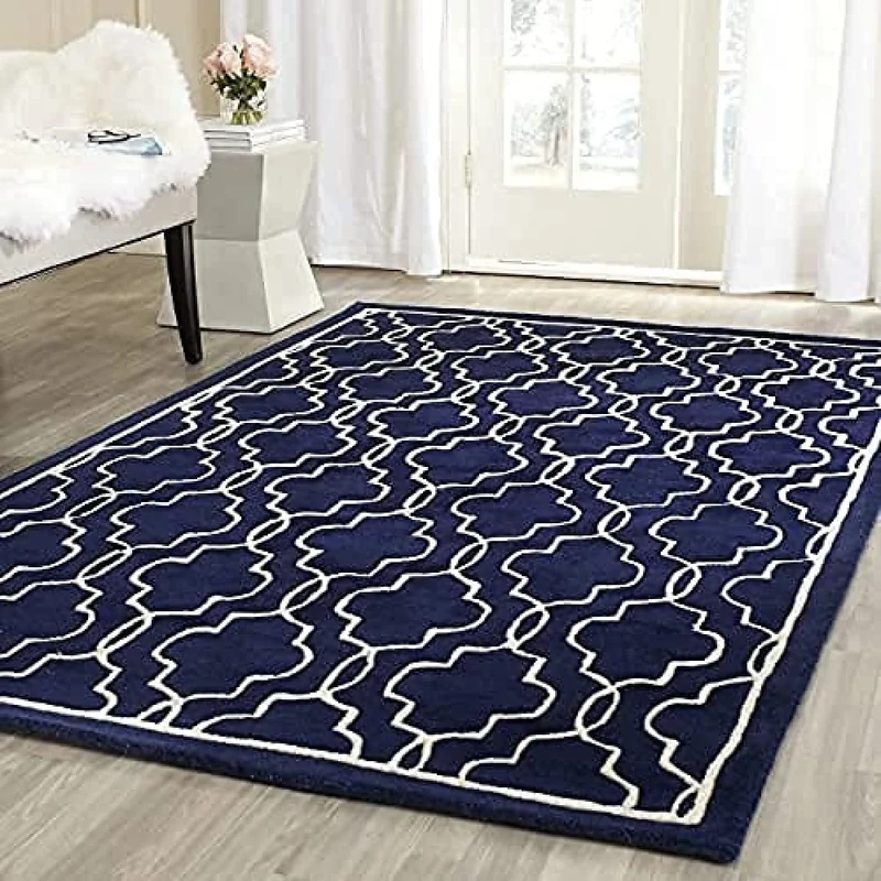 SAFAVIEH Contemporary Rug for Living Room, Dining Room, Bedroom - Chatham Collection, Short Pile, in Dark Blue and Ivory, 152 X 244 cm - Image 1