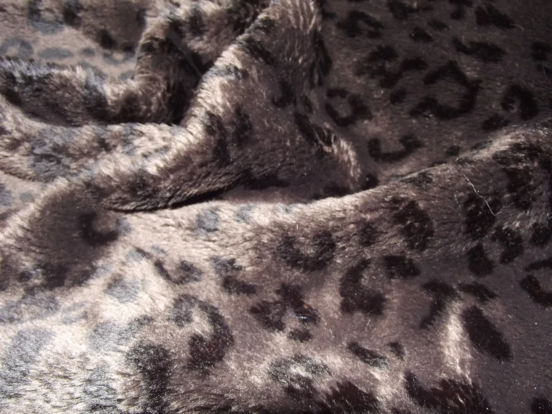 Super Luxury Faux Fur Fabric Material - Chocolate Leopard, 1Mtr - 150cmx100cm