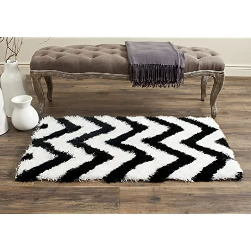 Safavieh Moroccan Shaggy Indoor Hand Tufted Accent Area Rug, Barcelona Shag Collection, BSG320, in Ivory / Black, 61 X 91 cm for Living Room, Bedroom or Any Indoor Space - Image 1