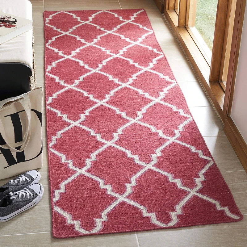 Safavieh Contemporary Indoor Flatweave Runner Area Rug, Dhurrie Collection, DHU564, in Red / Ivory, 76 X 183 cm for Living Room, Bedroom or Any Indoor Space