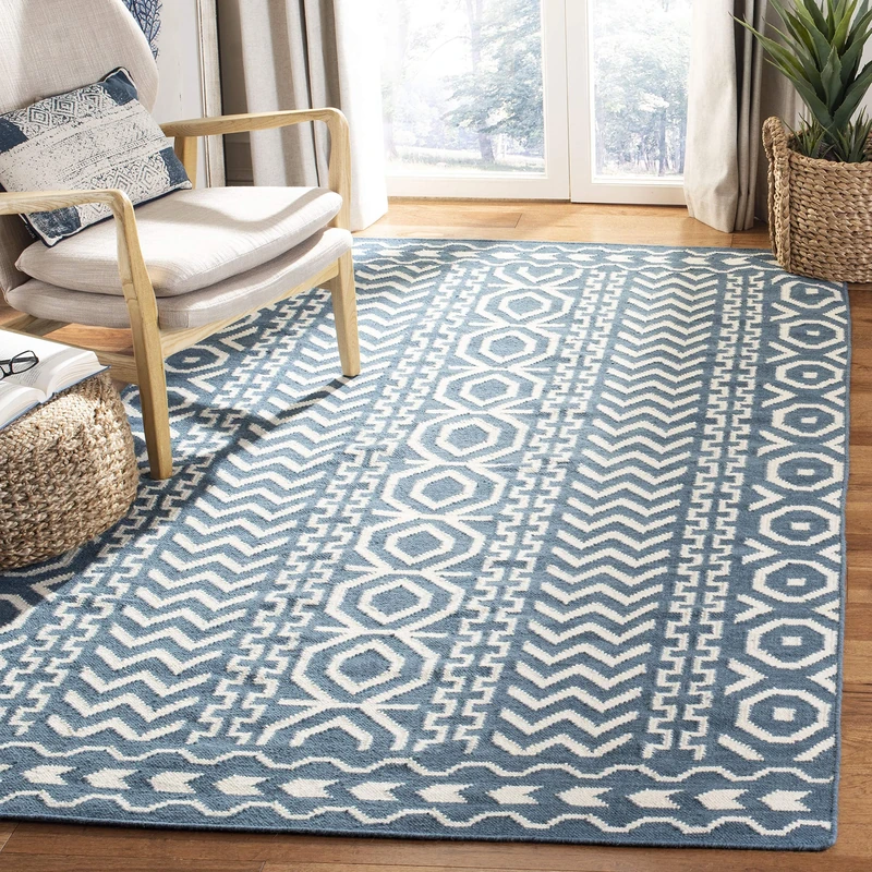 Safavieh Contemporary Indoor Flatweave Rectangle Area Rug, Dhurrie Collection, DHU572, in Dark Blue / Ivory, 152 X 244 cm for Living Room, Bedroom or Any Indoor Space