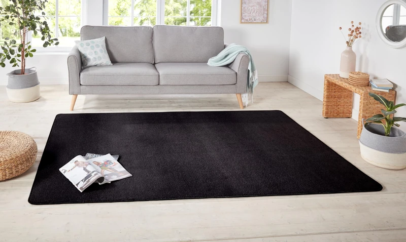 Hanse Home Nasty Rug - Living Room Rug Fluffy Short Pile Plain Colours for Dining Room, Living Room, Children's Room, Hallway, Bedroom, Kitchen - Plain Black, 160 x 240 cm