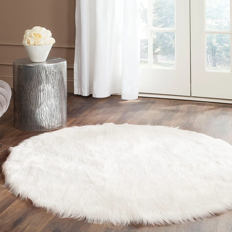 Safavieh Faux Sheepskin Indoor Woven Round Area Rug, Faux Fur Collection, FSS235, in Ivory, 122 X 122 cm for Living Room, Bedroom or Any Indoor Space