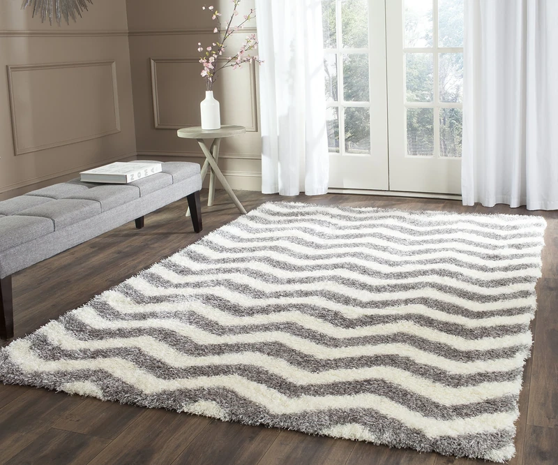 SAFAVIEH Shaggy Rug for Living Room, Dining Room, Bedroom - Montreal Shag Collection, High Pile, in Ivory and Grey, 91 X 152 cm