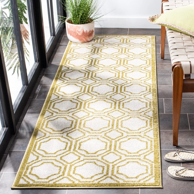 Safavieh Geometric Indoor/Outdoor Woven Runner Area Rug, Amherst Collection, AMT411, in Ivory / Light Green, 69 X 213 cm for Garden, Patio or Any Outdoor Space
