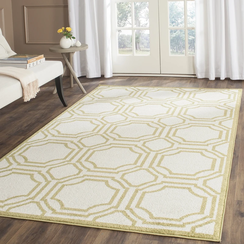 Safavieh Geometric Indoor/Outdoor Woven Rectangle Area Rug, Amherst Collection, AMT411, in Ivory / Light Green, 152 X 244 cm for Garden, Patio or Any Outdoor Space