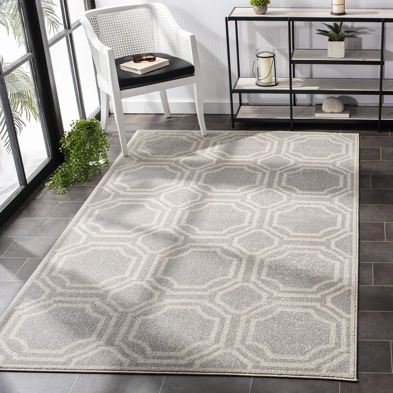 Safavieh Geometric Indoor/Outdoor Woven Rectangle Area Rug, Amherst Collection, AMT411, in Light Grey / Ivory, 122 X 183 cm for Garden, Patio or Any Outdoor Space