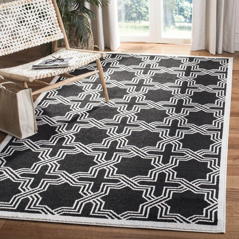Safavieh Geometric Indoor/Outdoor Woven Rectangle Area Rug, Amherst Collection, AMT413, in Anthracite / Ivory, 152 X 244 cm for Garden, Patio or Any Outdoor Space