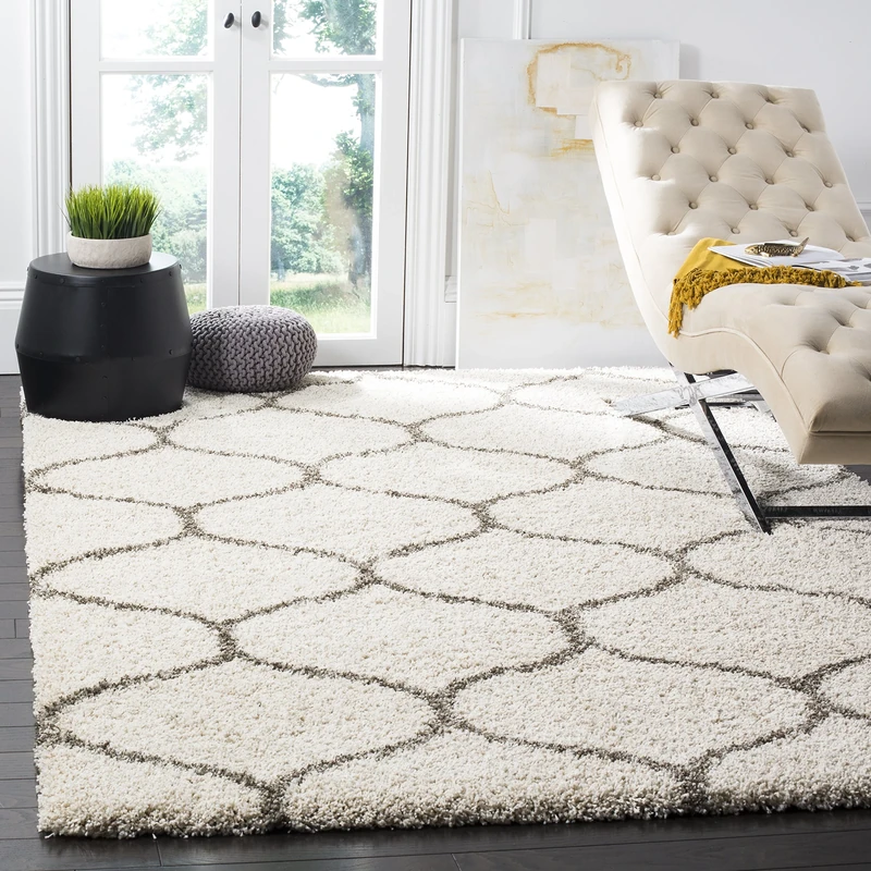 SAFAVIEH Shaggy Rug for Living Room, Dining Room, Bedroom - Hudson Shag Collection, High Pile, in Ivory and Grey, 213 X 213 cm