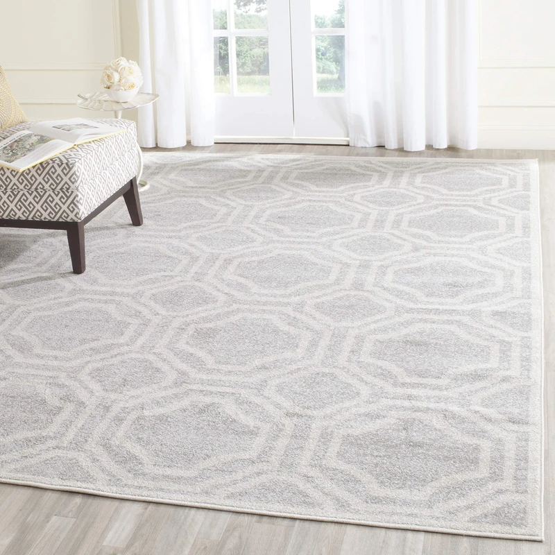 Safavieh Geometric Indoor/Outdoor Woven Rectangle Area Rug, Amherst Collection, AMT411, in Light Grey / Ivory, 91 X 152 cm for Garden, Patio or Any Outdoor Space