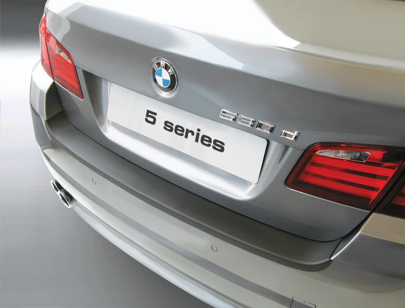 RGM ABS Rear bumper protector compatible with BMW 5-Series F10 Sedan 2010-2016 Silver