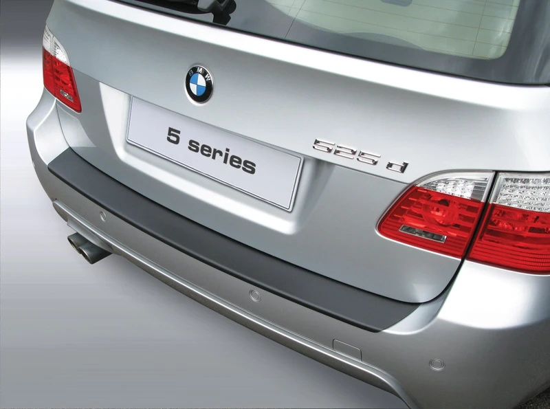 RGM ABS Rear bumper protector compatible with BMW 5-Series E61 Touring 2003-2010 'M-Style' Silver