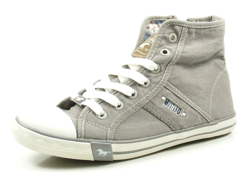 Mustang 5024-302-800, Boys’ Low-Top Sneakers, Blue (Dunkelblau 800), UK (33 EU)