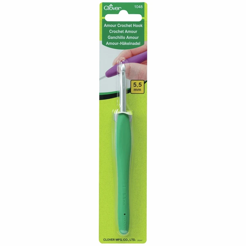 Clover Amour Crochet Hook 5.5mm (3) - Pack of 2 Green