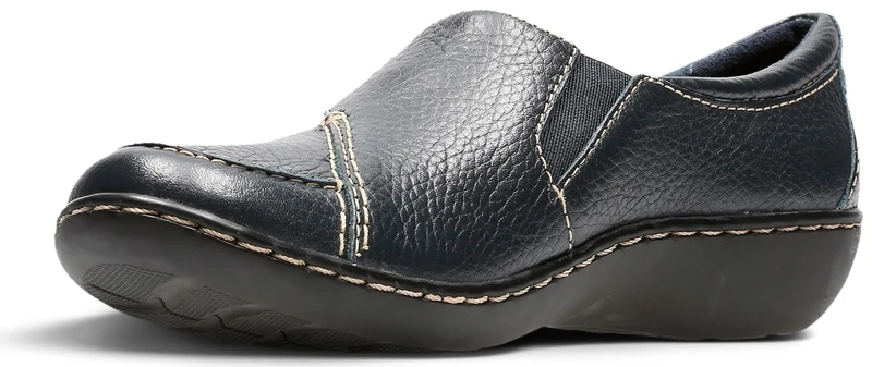 Clarks Women's Ashland Lane Q Slip-On Loafer, Navy, 8 D - Wide
