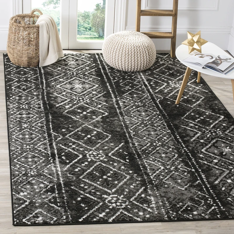 Safavieh Contemporary Bohemian Rug for Living Room, Dining Room, Bedroom - Adirondack Collection, Short Pile, in Black and Silver, 183 X 274 cm