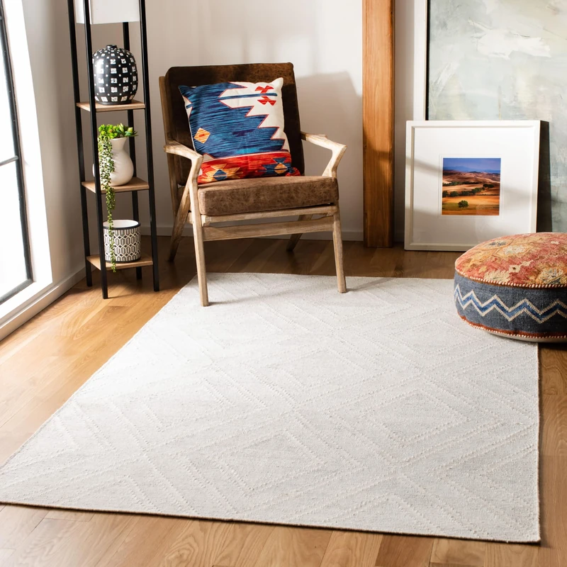 Safavieh Tribal Inspired Indoor Flatweave Rectangle Area Rug, Kilim Collection, KLM516, in Ivory / Ivory, 122 X 183 cm for Living Room, Bedroom or Any Indoor Space