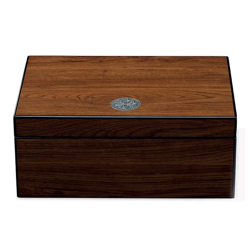 Egoist Humidor for 40 cigars, wooden cigar box, cigar accessories - Brown