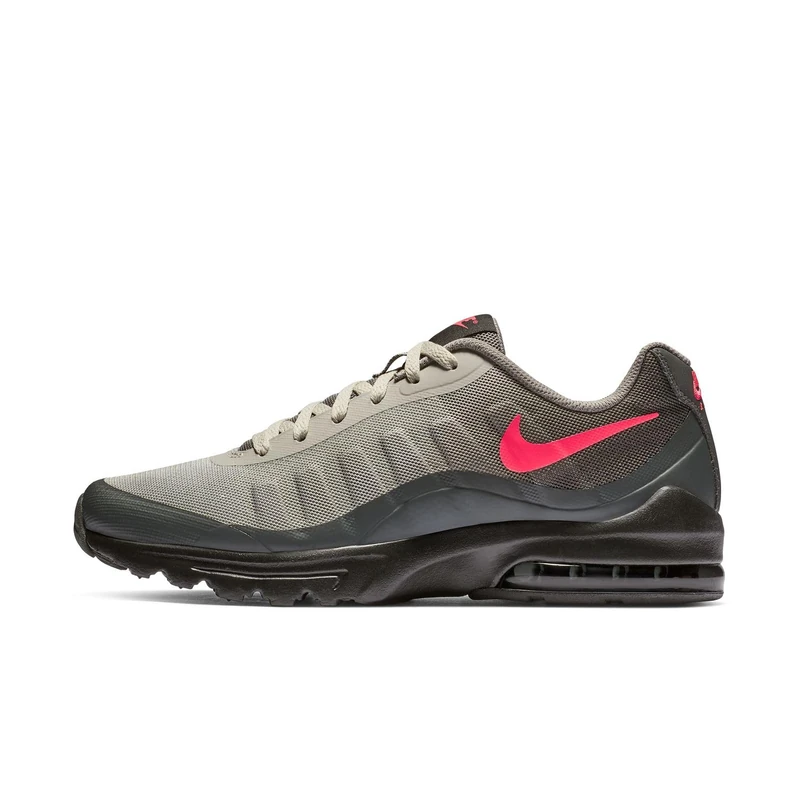 Nike Men’s Air Max Invigor Running Shoes, Black (Black/White), 6 UK(39 EU) - Image 1