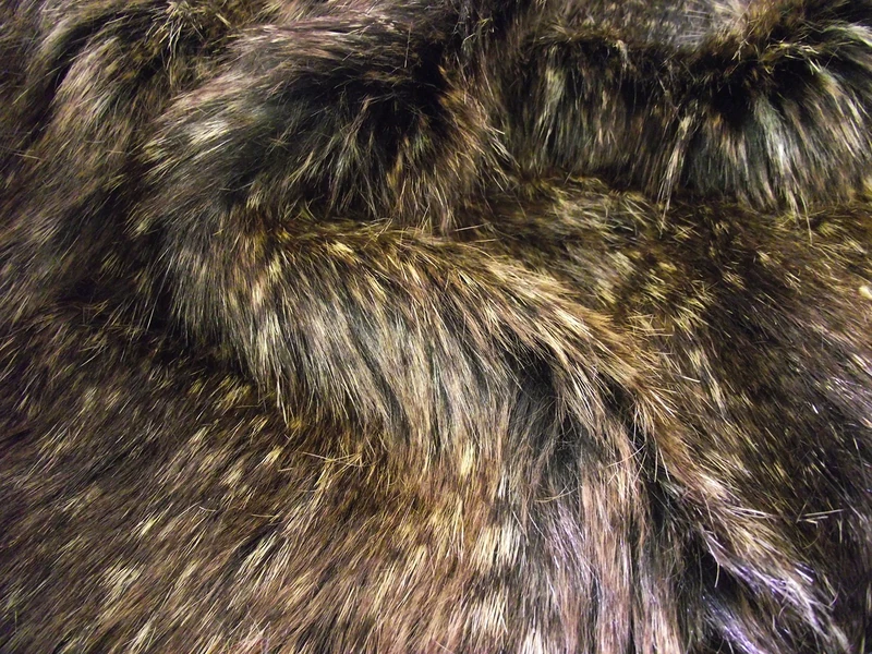 Super Luxury Faux Fur Fabric Material - Brown Chevron Peacock, 1Mtr - 150cmx100cm
