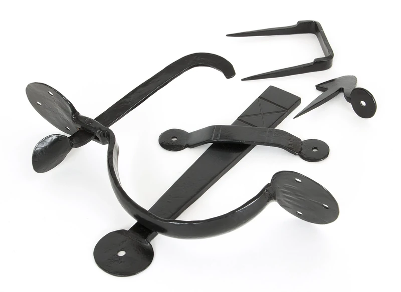 From The Anvil Black Medium Bean Thumblatch - XL