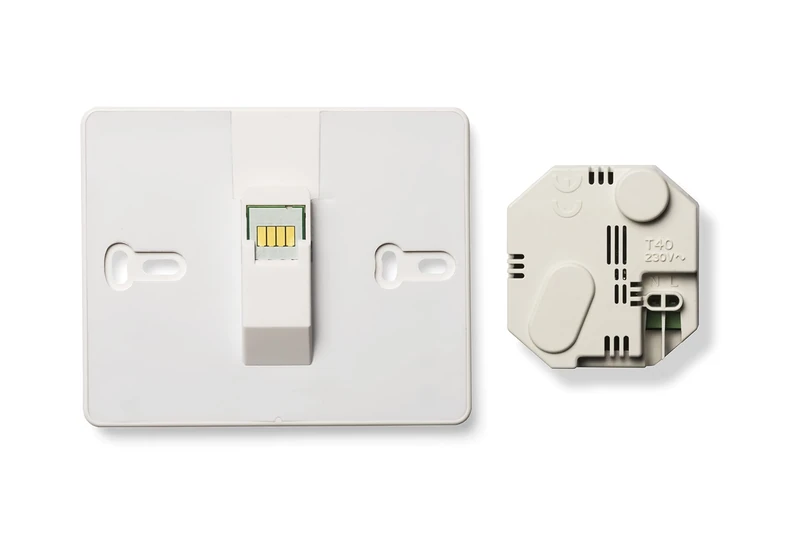 Honeywell ATF600 evohome Wi-Fi wall mount with power supply - Image 1