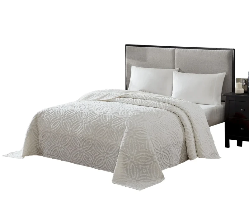 Beatrice Home Fashions Wedding Ring Chenille Bedspread, Queen